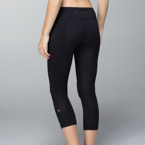 Lululemon Inspire II  crop Black legging  Size 4 - Picture 11 of 11